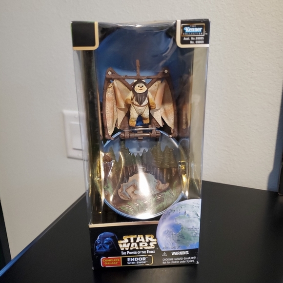POTF Star Wars Endor with Ewok 1998 Kenner Hasbro New Box L👀K - Picture 2 of 13